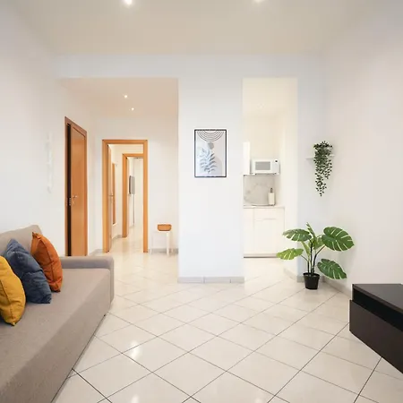 IV House-3